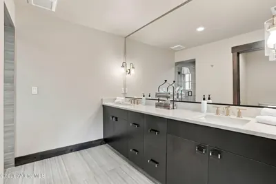 Property 26-3447 - Photo 44