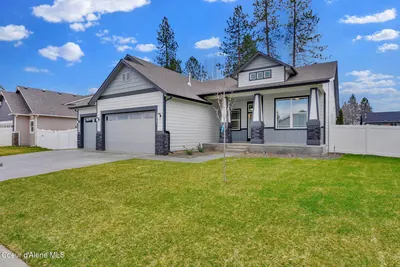 Property 25-10154 - Photo 2