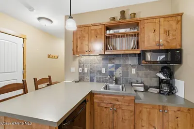 Property 26-9637 - Photo 6