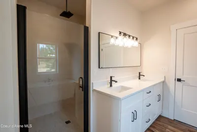 Property 26-8244 - Photo 13