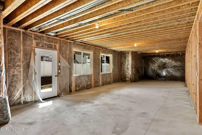 Property 25-10154 - Photo 38
