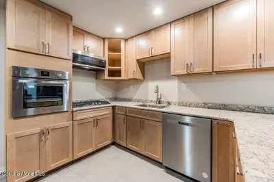 Property 26-10063 - Photo 53