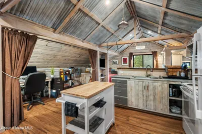 Property 26-9505 - Photo 67
