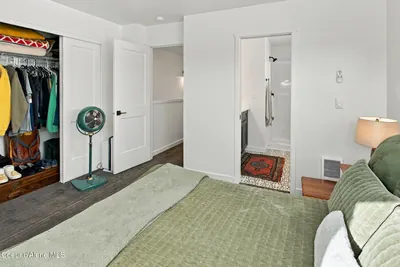 Property 26-10151 - Photo 31