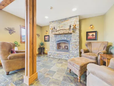 Property 26-2122 - Photo 12