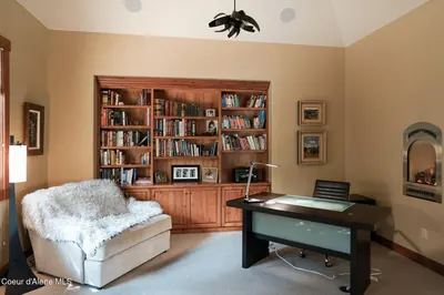 Property 25-9251 - Photo 17