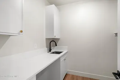 Property 26-8935 - Photo 29