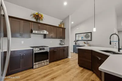 Property 26-10379 - Photo 13