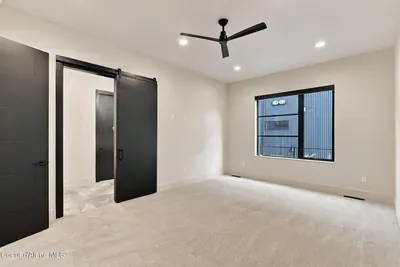 Property 26-7745 - Photo 36
