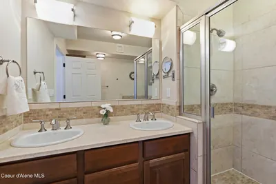 Property 26-7603 - Photo 16