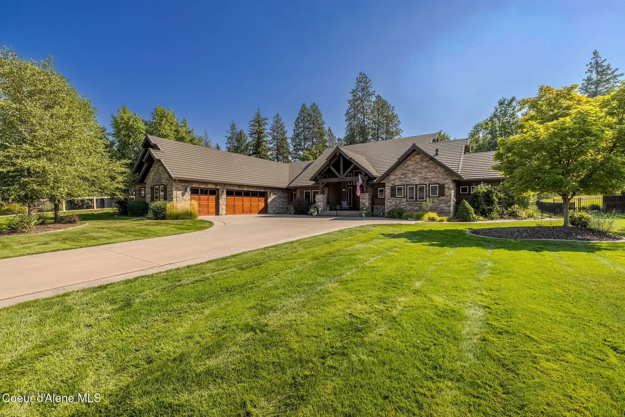 Property 26-10462 - Photo 1