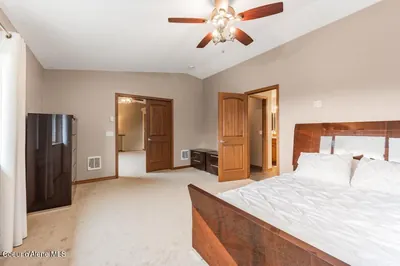 Property 26-9412 - Photo 37