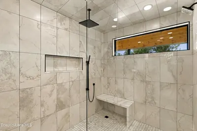 Property 26-10335 - Photo 20