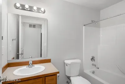 Property 26-9549 - Photo 28