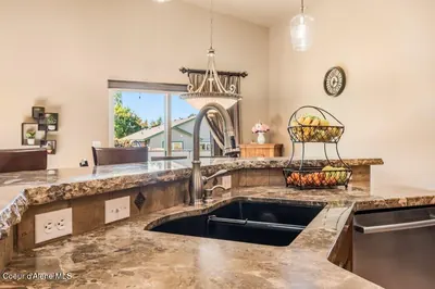 Property 26-9509 - Photo 30