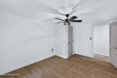 Property 26-10591 - Photo 23