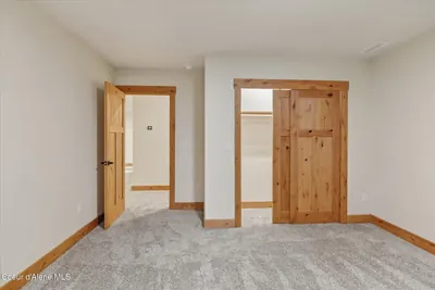 Property 26-10373 - Photo 33