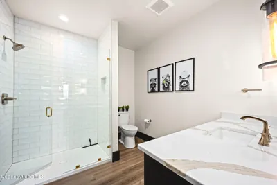 Property 26-10515 - Photo 62