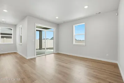 Property 26-10605 - Photo 8