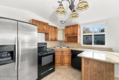 Property 26-10528 - Photo 11