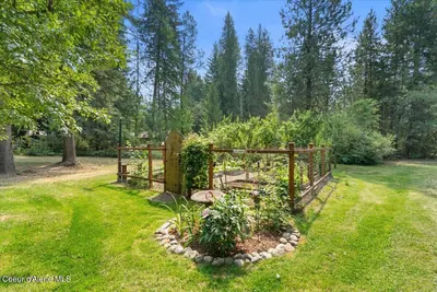 Property 26-8160 - Photo 43
