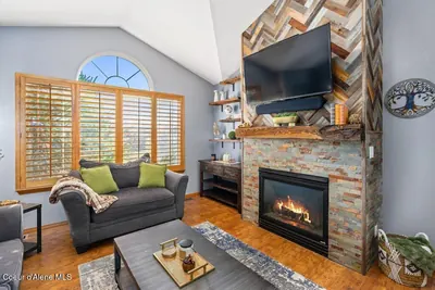 Property 26-10085 - Photo 7