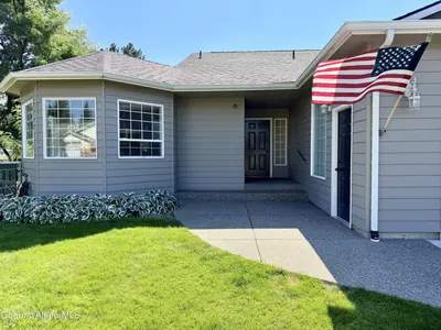 Property 26-8737 - Photo 3