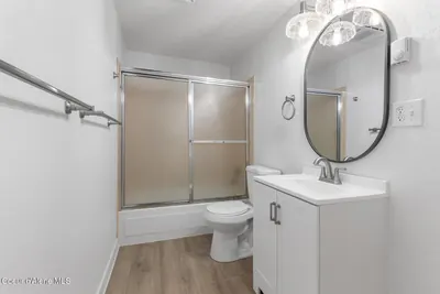 Property 26-10613 - Photo 13