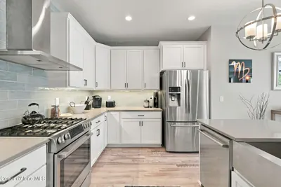 Property 26-9964 - Photo 9