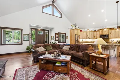 Property 26-9140 - Photo 11