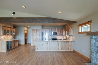 Property 26-1197 - Photo 3