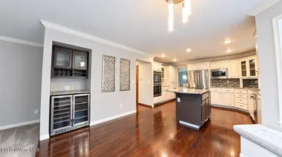 Property 26-10214 - Photo 14