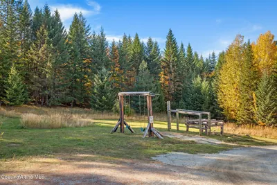 Property 26-10410 - Photo 35