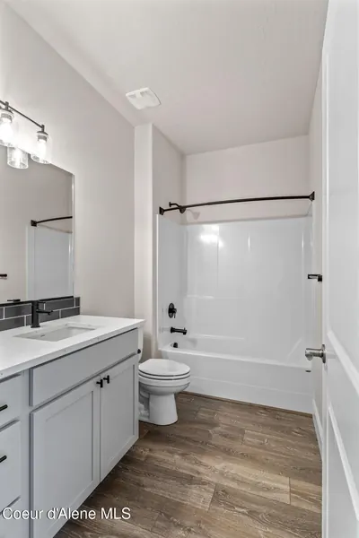 Property 25-11228 - Photo 8