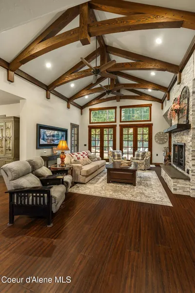 Property 26-10612 - Photo 108