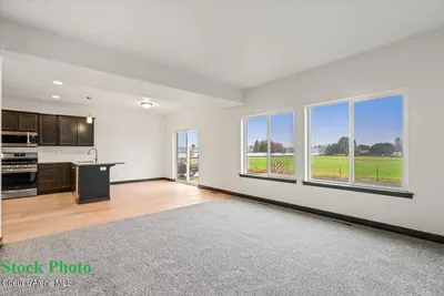 Property 26-10520 - Photo 12