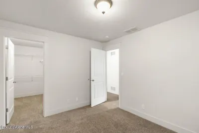 Property 26-9549 - Photo 32