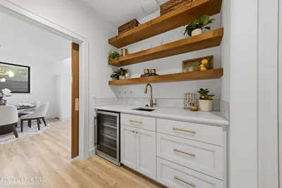 Property 26-10413 - Photo 23