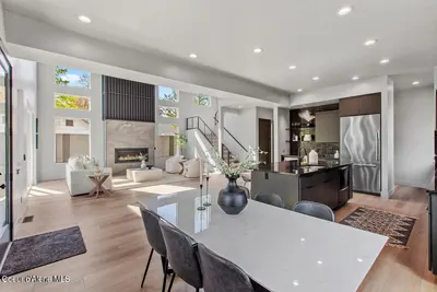 Property 26-9919 - Photo 11