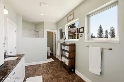 Property 26-8070 - Photo 42