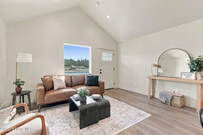 Property 26-9716 - Photo 9