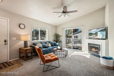 Property 26-9382 - Photo 2