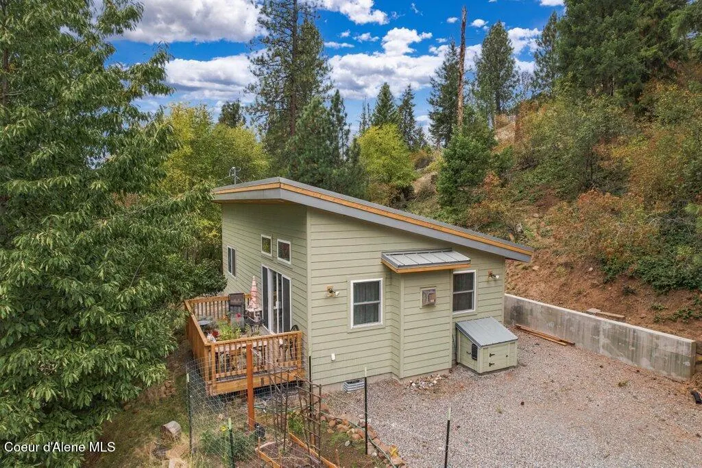 Property 26-9915 - Photo 1