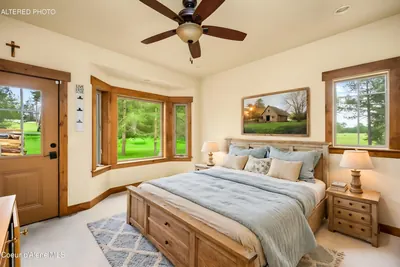 Property 26-4953 - Photo 24