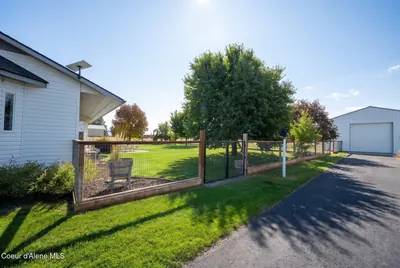 Property 26-9927 - Photo 42
