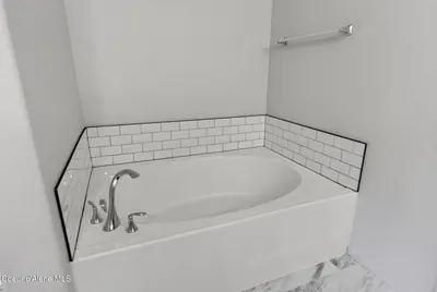 Property 26-10187 - Photo 37