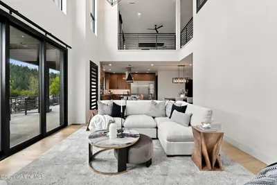 Property 26-7745 - Photo 18