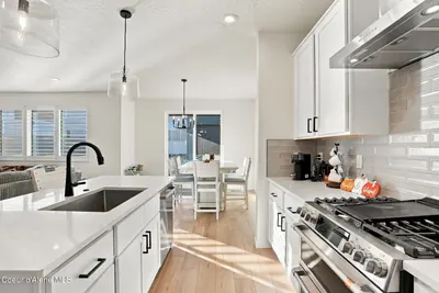 Property 26-10403 - Photo 20