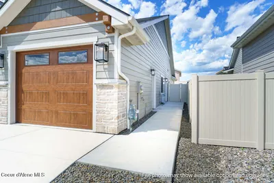 Property 26-3233 - Photo 31