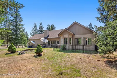 Property 26-7682 - Photo 81